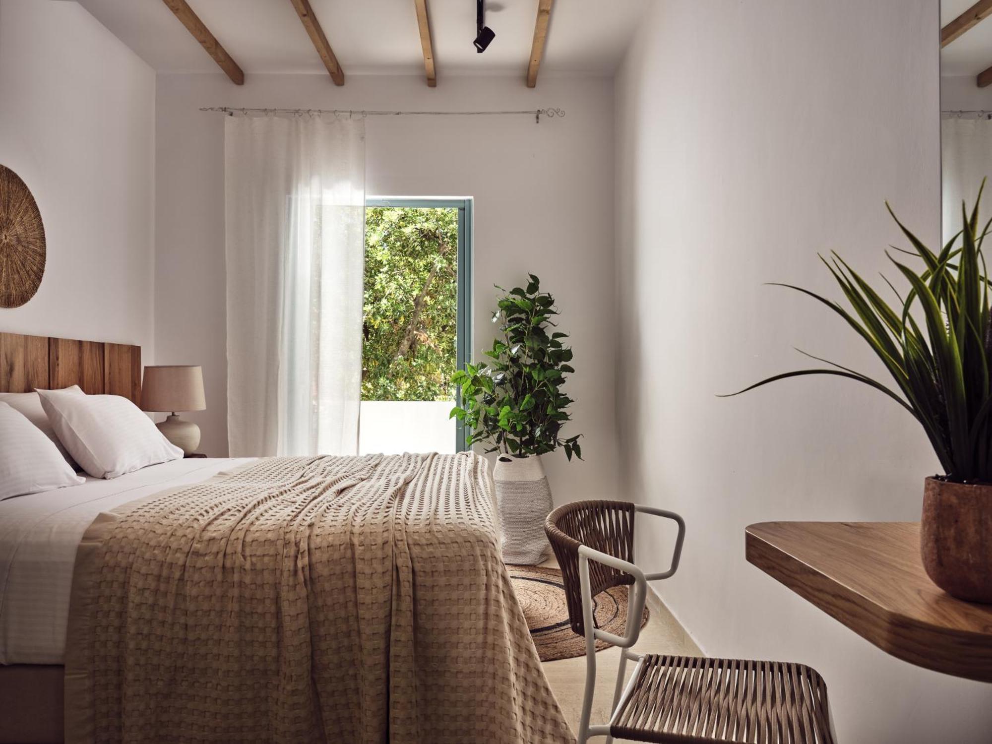Shellona & Aparthotel 4*